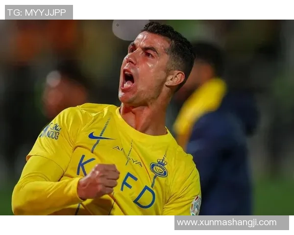 足球明星意外停球失误引发球迷热议赛场瞬间成焦点 足球明星意外停球失误引发球迷热议赛场瞬间成焦点