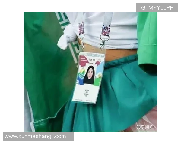 当足球明星邂逅绝世美女瞬间的心动与尴尬趣事揭秘